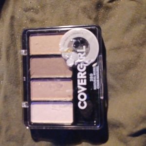 Covergirl natural nude #280 4 color eye enhancers